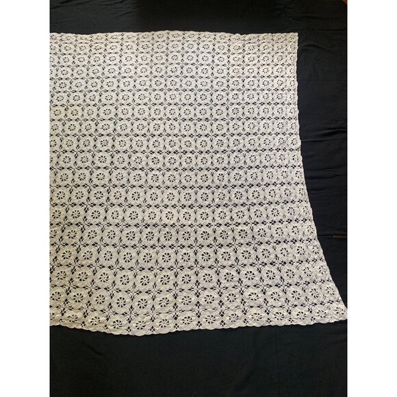 Vintage Handmade Crochet Lace Tablecloth 59x62 - Picture 3 of 11
